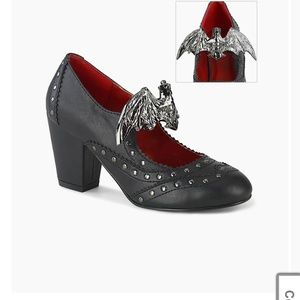 Vivika Heels - Demonia
